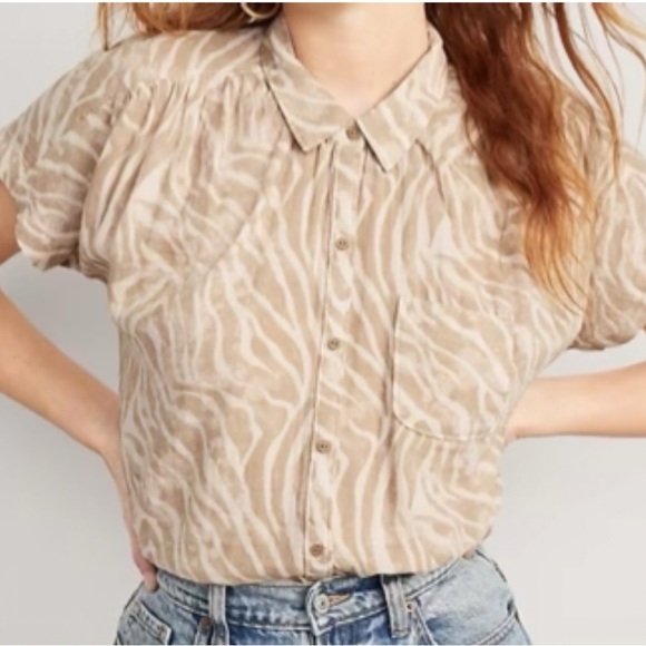 Old Navy Tops - Old Navy Tan and White Zebra Print Blouse